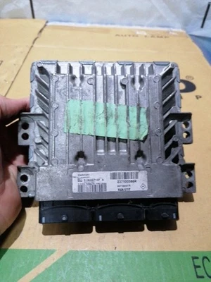 CENTRALINA MOTORE RENAULT MEGANE SCENIC MK3 1.5 DIESEL 2009-12 S180067137A  - Immagine 1 di 4