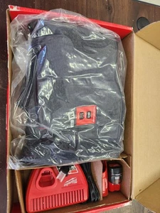 New OB Milwaukee M300G-21M M12 Heated Axis Vest Kit Size Medium Color Gray - Picture 1 of 4