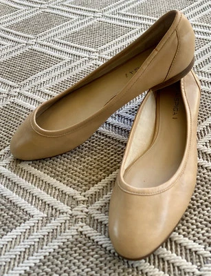 Mujer Via Spiga Ballet Pisos 9.5 Tostado Neutro Vero Cuoio 100% Cuero ¡Hermosos! Foto 1 de 4