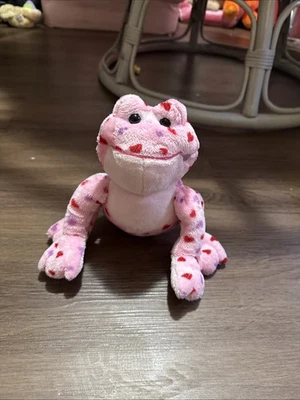 Webkinz Heart, Frog Limited Edition Hard To Find - Image 1 of 4