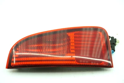 Lincoln Navigator 1998-2000 luz trasera izquierda conductor interior lámpara de freno OEM Foto 1 de 4