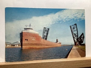 J.L. Mauthe at the Soo Locks: Sault Ste. Marie, MI - Vintage Postcard - Picture 1 of 3
