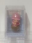 Hallmark Merry Miniatures "Rosie Chapeauzie" 2000 Happy Hatters Collection