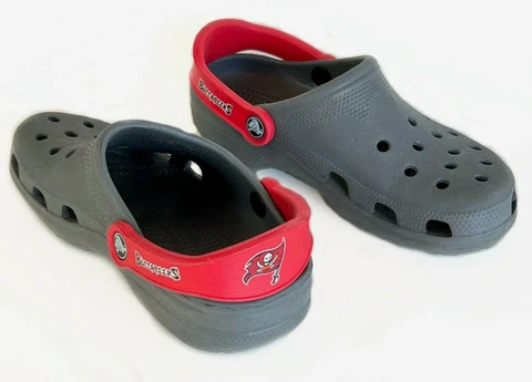 Tampa Bay Buccaneers Bucs Gray & Red Crocs Shoes NFL Small W 6-7 M 4-6 Cover