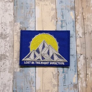 Lost in The Right Direction Patch Embroidered Iron-on Applique Nature Emblem DIY - Picture 1 of 16
