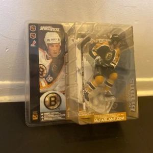 NIB 2001 MCFARLANE TOYS NHL SPORTS PICKS SERIE 2 BOSTON BRUINS #19 JOE THORNTON - Bild 1 von 1