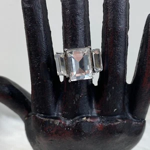 Silver Tone & Clear Glass Ring Size 6 - Picture 1 of 6