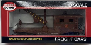 Model Power HO Scale - 40' Work Caboose with Crane #98192 Pennsylvania Railroad - Picture 1 of 7