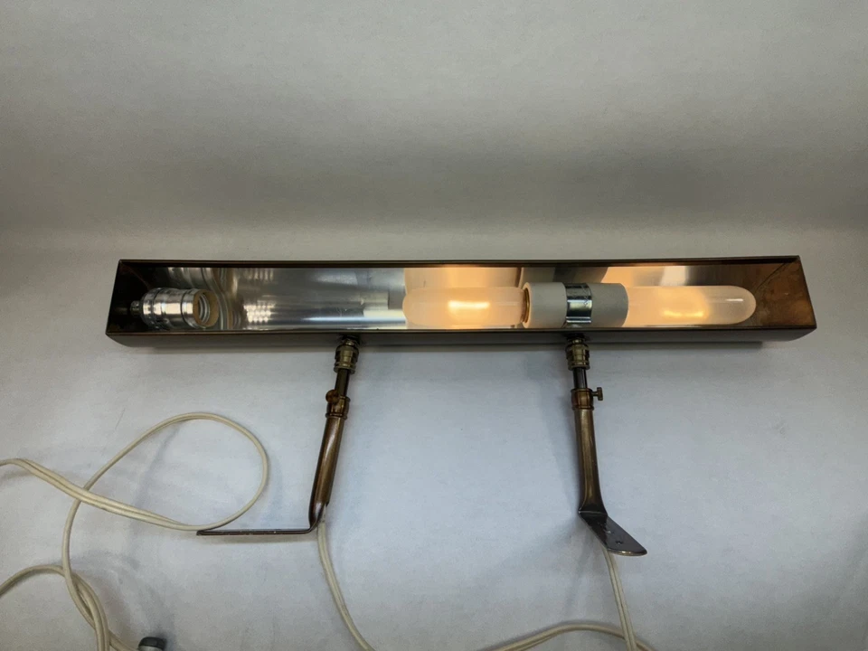 Arte pictórico enchufable vintage de la Casa de Troya de 3 bombillas bronce claro aprox. 20""  Foto 1 de 4