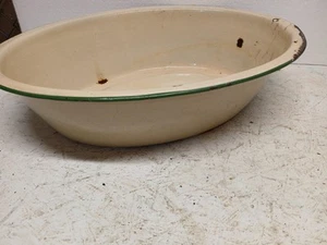 Antique Metal Enamel Wash Basin Beige And Green 17x13x4.5 Farmhouse Primitive - Picture 1 of 11