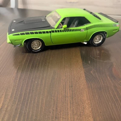 ERTL AMERICAN MUSCLE 1970 PLYMOUTH AAR CUDA ESCALA 1:18 FUNDIDO A PRESIÓN MOPAR BARRACUDA  Foto 1 de 4