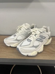 Zapatillas New Balance 9060 Talla 7M 8.5W Sal Marina Hormigón Excelente Estado - Imagen 1 de 7