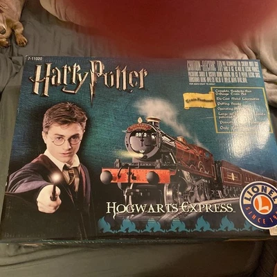 Conjunto de trem de passageiros Lionel calibre 7-11020 O Harry Potter Hogwarts Express! - Imagem 1 de 4