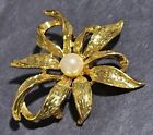 Vintage LIA Goldtone Ribbon Flower Faux Pearl Pin Costume Jewelry