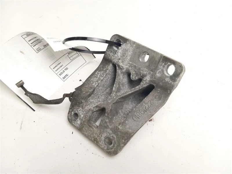 Dodge Grand Caravan 2008 soporte de montaje de cubierta de distribución de motor Foto 1 de 4