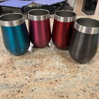 Juego de 4 vasos de vino reductores 12 oz aislados al vacío sin BPA 18/8 acero inoxidable Foto 1 de 4