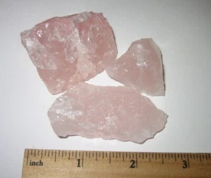 3 SMALL NATURAL ROUGH 1.1"- 2" ROSE QUARTZ CRYSTAL STONE MINERALS ~ 109.1grams - Picture 1 of 2