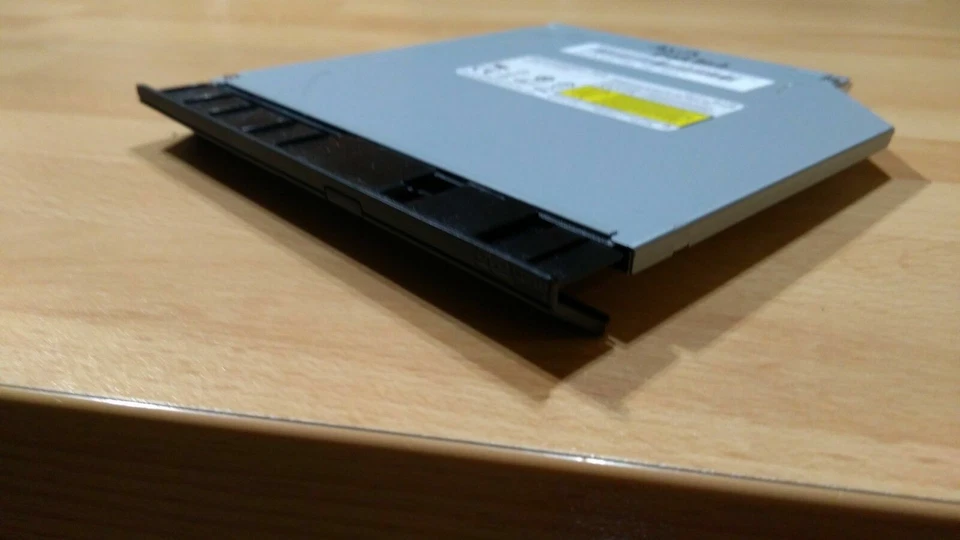 New ASUS P2520 P2520La DVDRW Ultra Slim SATA Burner - Image 1 of 1