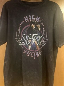 Camiseta de alto voltaje AC/DC para hombre XL Rock Metal Angus Young - Imagen 1 de 2