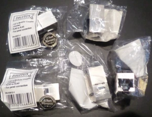 5 Stück DIGITUS CAT 6 Klasse E RJ45 zu RJ45 Kupplung Modular geschirmt DN936131 - Bild 1 von 4