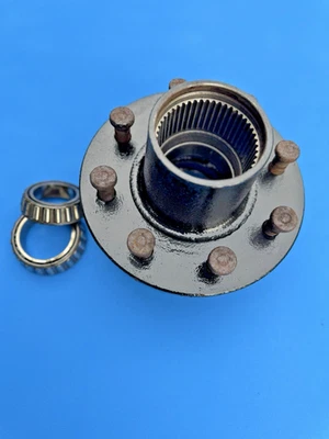 1977.5-1979 FORD F250 DANA 44 FRONT AXLE WHEEL HUB 8x6.5 DISC BRAKE 3/4 TON - Image 1 of 4