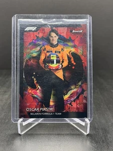 2024 Topps Finest Formula 1 F1 Oscar Piastri Rare Red 2/3 #208 - Bild 1 von 4