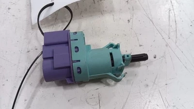 Переключатель педали тормоза Dodge Dart 2013 2014 2015 2016 - Изображение 1 из 4