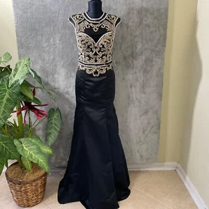 NWT Amely Formal Maxi Pageant Gown Dress Women's Size M Beaded short sleeve - Picture 1 of 13