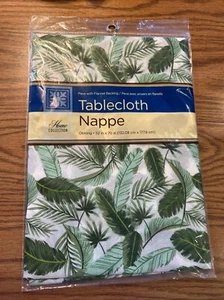 Outdoor tablecloth tropical palm leaf print Wipeable Peva Top w flannel backing - Picture 1 of 3