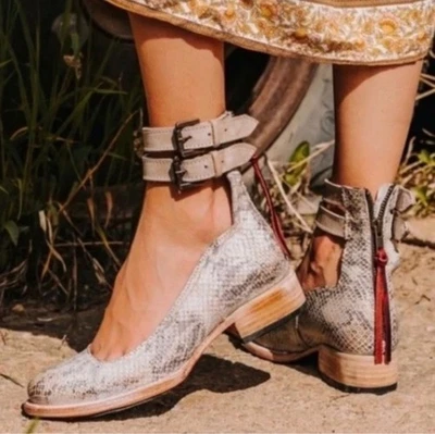 Freebird de Steven Maribel Mary Jane en piel de serpiente beige para mujer talla 9 - Usado en excelente estado Foto 1 de 4