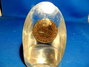 VINTAGE TITLEIST HOLE IN ONE AWARD in CLEAR RESIN - Bild 1 von 3