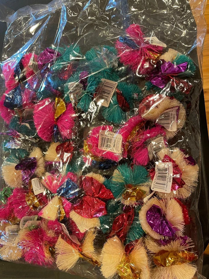 Vo-Toys Xpet Votoys Crinkle Mylar & Sisal ball 30 pack Bulk Cat toy kitty dream - Image 1 of 1