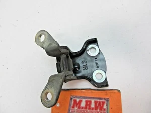 RIGHT REAR BOTTOM DOOR HINGE LOWER R RH RR PASSENGER SIDE PIN BUSHING 08-10 VUE - Picture 1 of 5