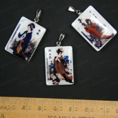 3 piezas DE COLECCIÓN GEISHA Colgantes Dijes PORCELANA BLANCA Rectángulo CERÁMICA CHINA Foto 1 de 4