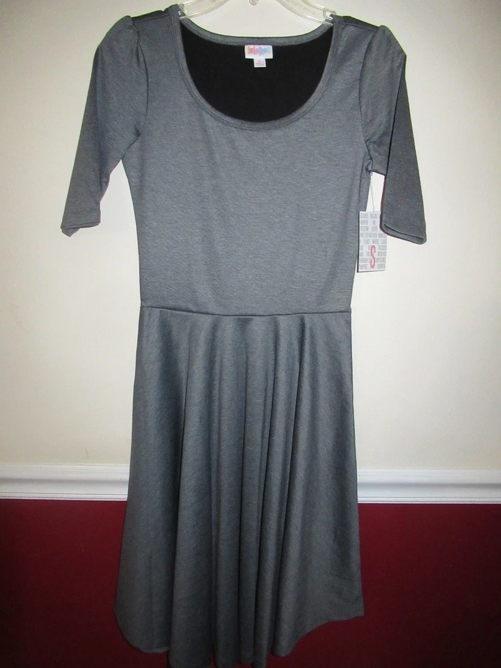Vestido LuLaRoe Pequeño Nicole, Azul Liso Gris Denim, Nuevo con Etiquetas Foto 1 de 1