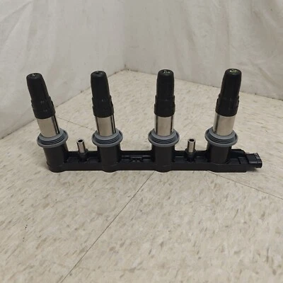 Ignition Coil-VIN: E, Eng Code: LXV ACDelco GM Original Equipment 25186687 - Image 1 of 4