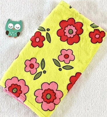 Hecho a mano, estampado de flores Minky y tela rosa Minky Bubble Baby Burp  Foto 1 de 2