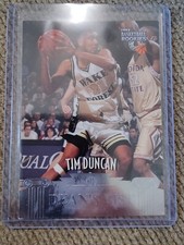 Tim Duncan 1997 Score Board Basketball Rookies "DEAN'S LIST" ROOKIE CARD #61