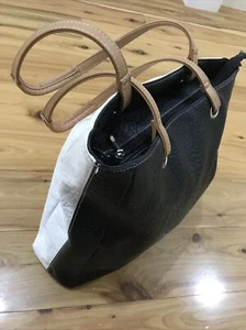 Charlie Brown Brand Black & White Fully Lined Handbag With Tan Straps - Picture 1 of 5