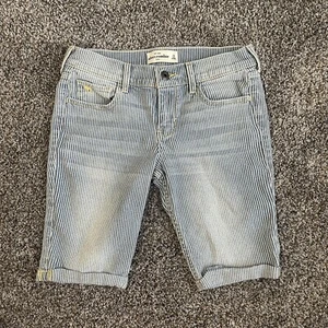 VINTAGE Y2K ABERCROMBIE DENIM SHORTS GIRLS SIZE 16 - Picture 1 of 6