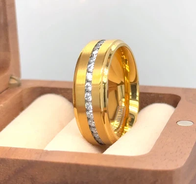 Esposa Regalo San Valentín Oro Amarillo Titanio Anillo Canal Conjunto Circonita Anillo Elegante Foto 1 de 4