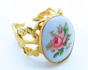 Vintage Pink Rose Cabochon Gold Plated Brass Filigree Setting Ring   - Picture 1 of 7