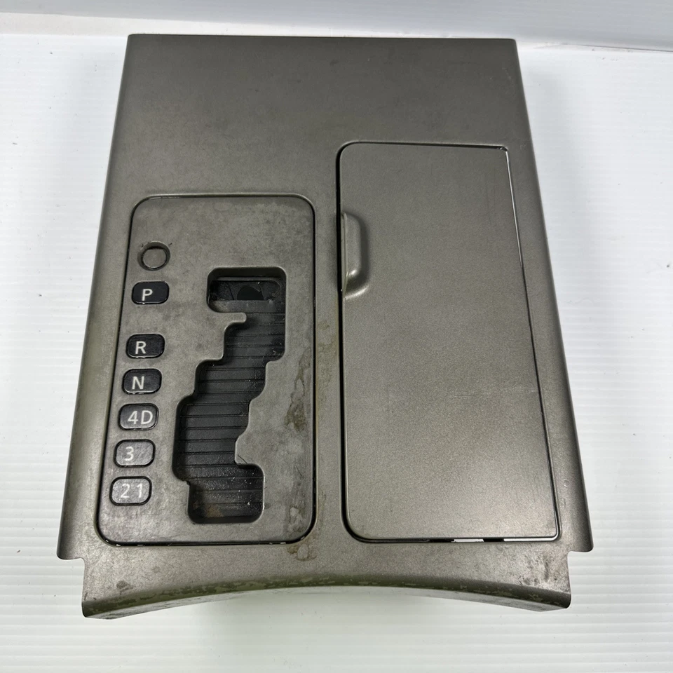 Nissan Titan Armada 2004-2007 consola central portavasos palanca de cambios bisel Foto 1 de 4