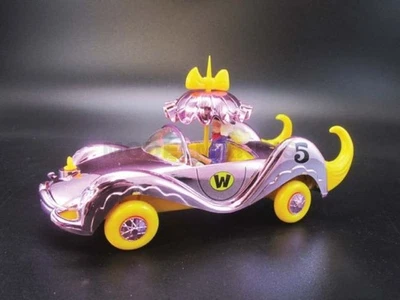 ROUND 2 MPC MPC934/12 Wacky Races Compact Pussycat di Penelope Pitstop 1/25 - Immagine 1 di 2