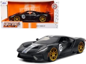 Ford GT #2 2017 1/24 Jada y rayas plateadas modelo diecast coche negro mate 3382 - Imagen 1 de 2