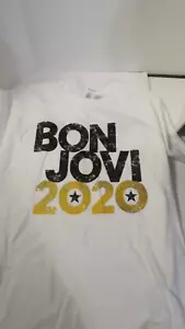 Rara maglietta Bon Jovi 2020 cuore e pugnale bianca grafica 2 lati nuova con etichette taglia L - Foto 1 di 5