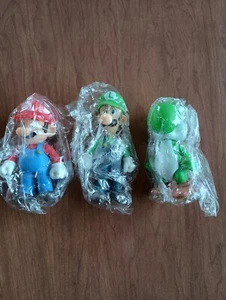Super Mario Bros Luigi Mario Yoshi 4 Inch PVC Actionfiguren 3 Stück - Bild 1 von 9