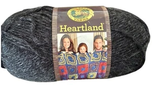 Yarn Black Lion Brand Heartland 100% Acrylic Yarn 5 oz. 153 Black Canyon - Picture 1 of 5