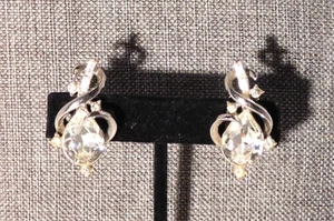 Orecchini Vintage Corona Trifari Alfred Philippe Clip Strass Trasparenti Firmati - Foto 1 di 4