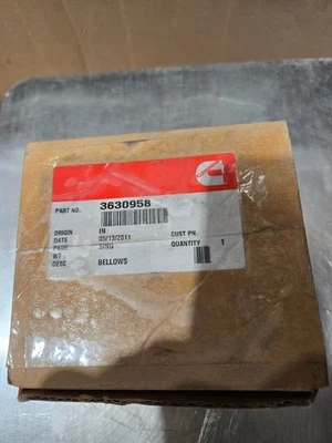 Fuelle de escape Cummins 3630958 Vendo como lote Compra 3 Consigue 5 Foto 1 de 4